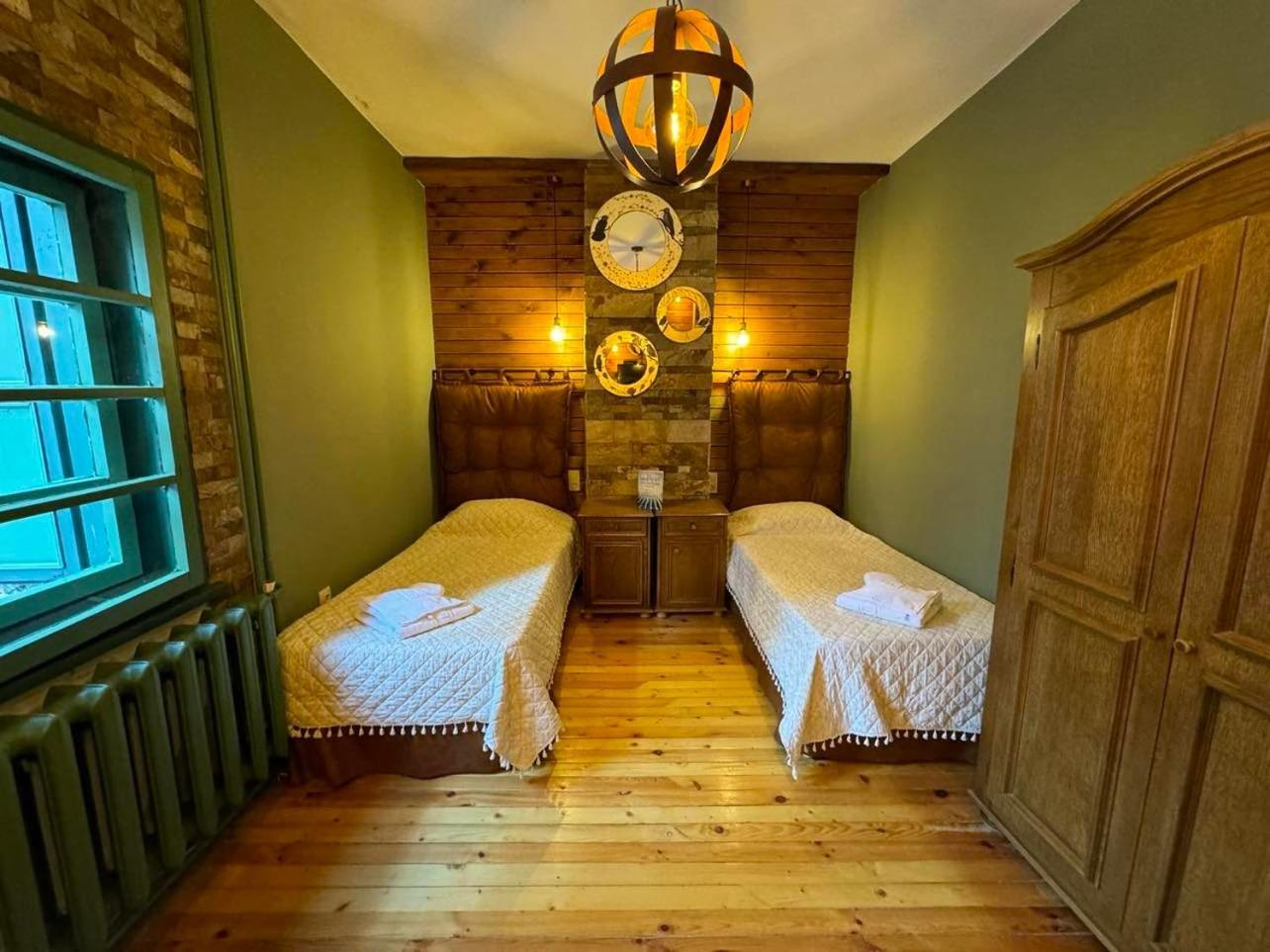 Villa Adis With Hot Pool & Jacuzzi By Bookvillabg بوروفتس المظهر الخارجي الصورة